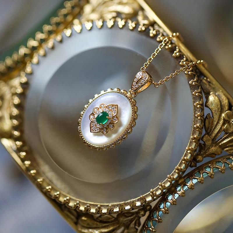 Women's Fashion Light Luxury F - Birth Flower Necklace ulasan dan harga